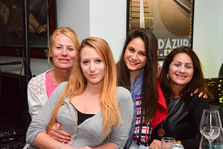 eCafe Sursock on Saturday Night